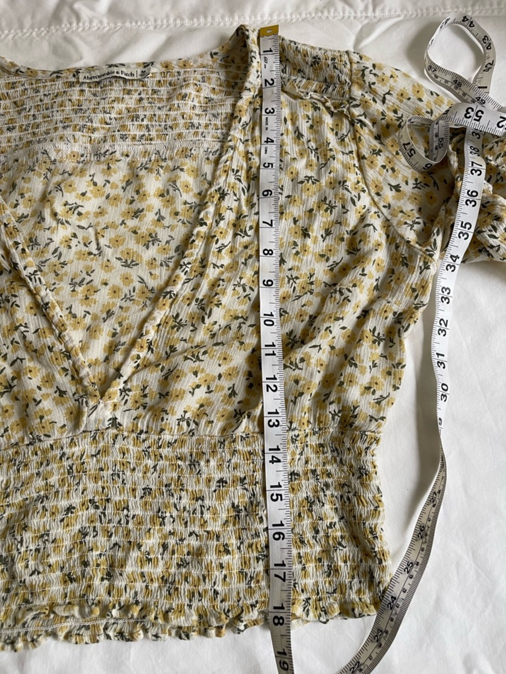 Abercrombie & Fitch Cream Floral Smocked Crop Blouse Yellow Green Cottagecore - Picture 7 of 12